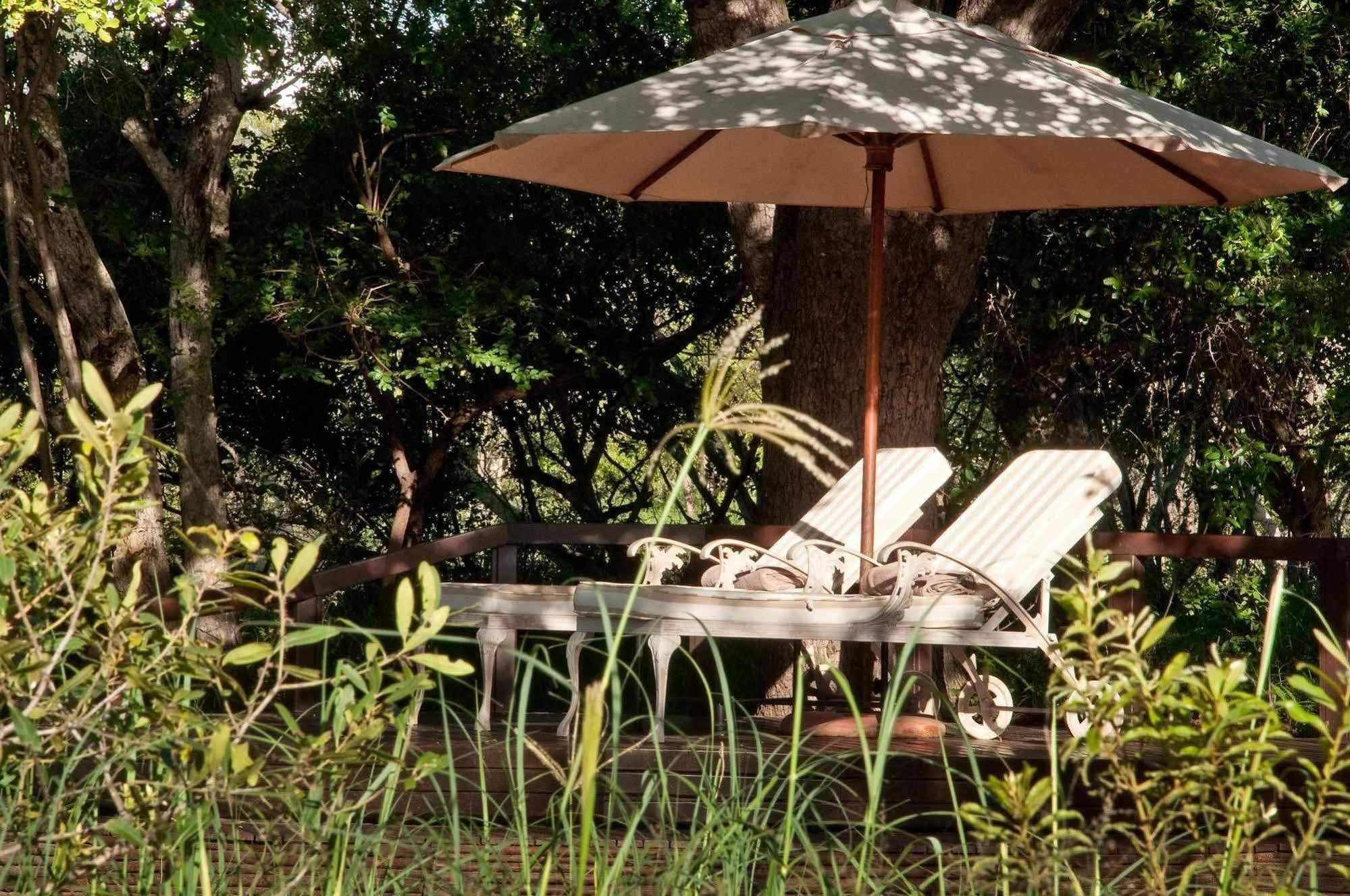 Hotel Monwana Hoedspruit Exterior foto